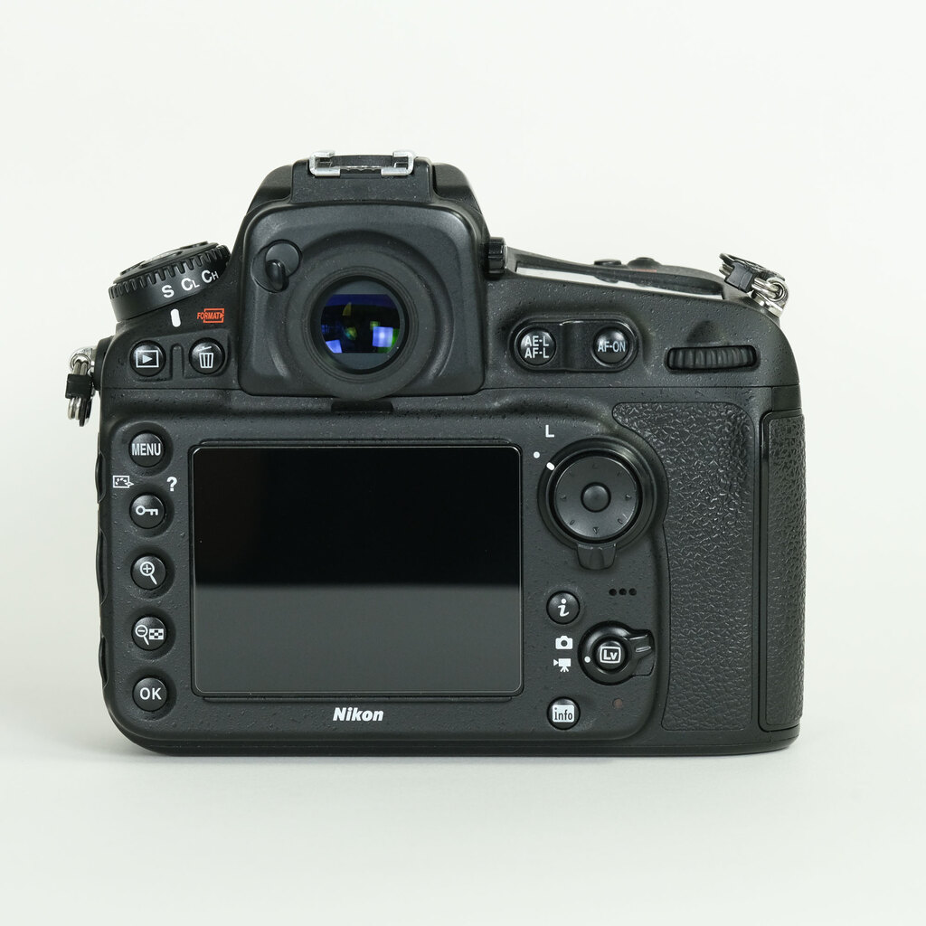 Nikon D810