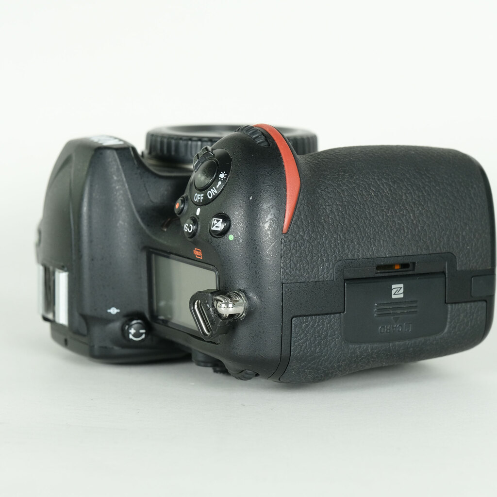 Nikon D500