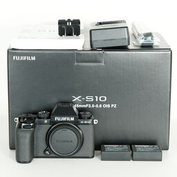 FUJIFILM X-S10