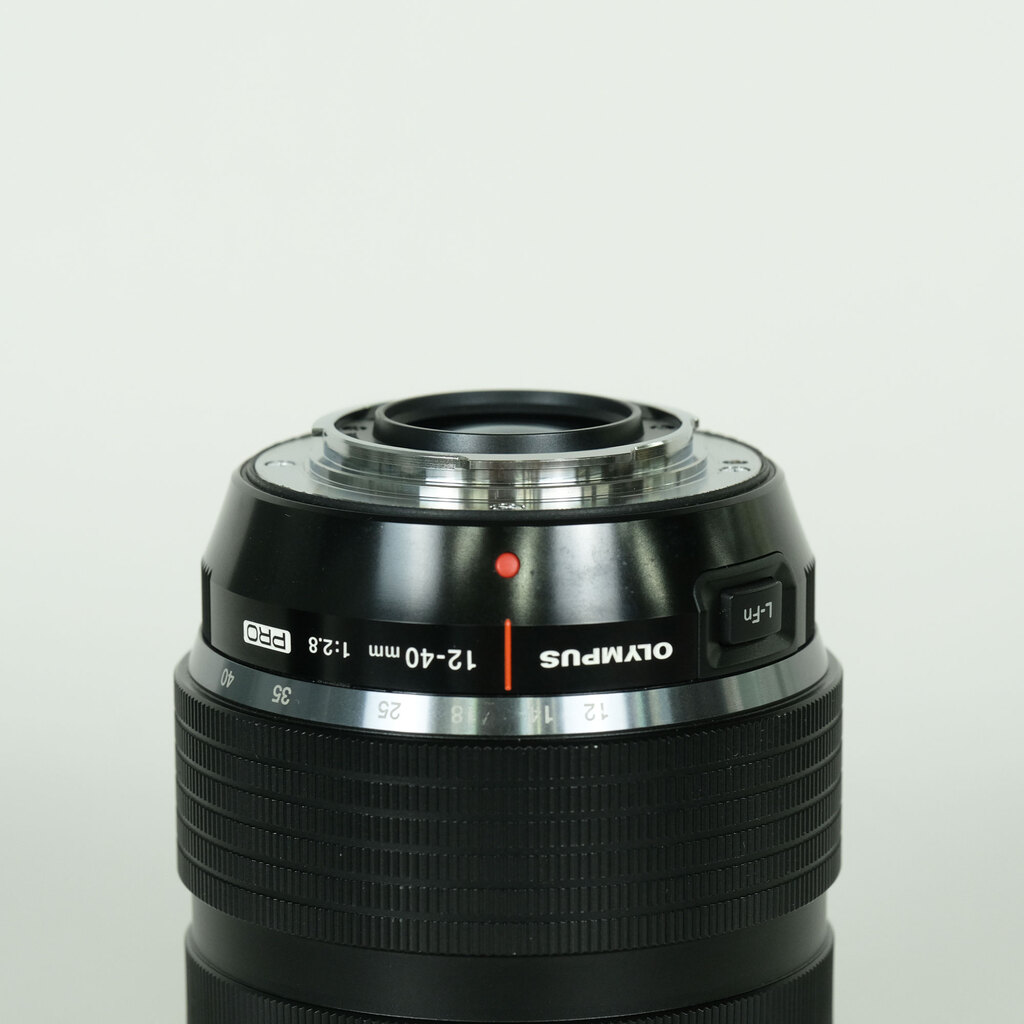 OLYMPUS M.ZUIKO DIGITAL ED 12-40mm F2.8 PROの出品 | ONE SCENE