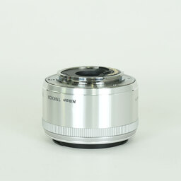 Nikon 1 NIKKOR 18.5/1.8 シルバー