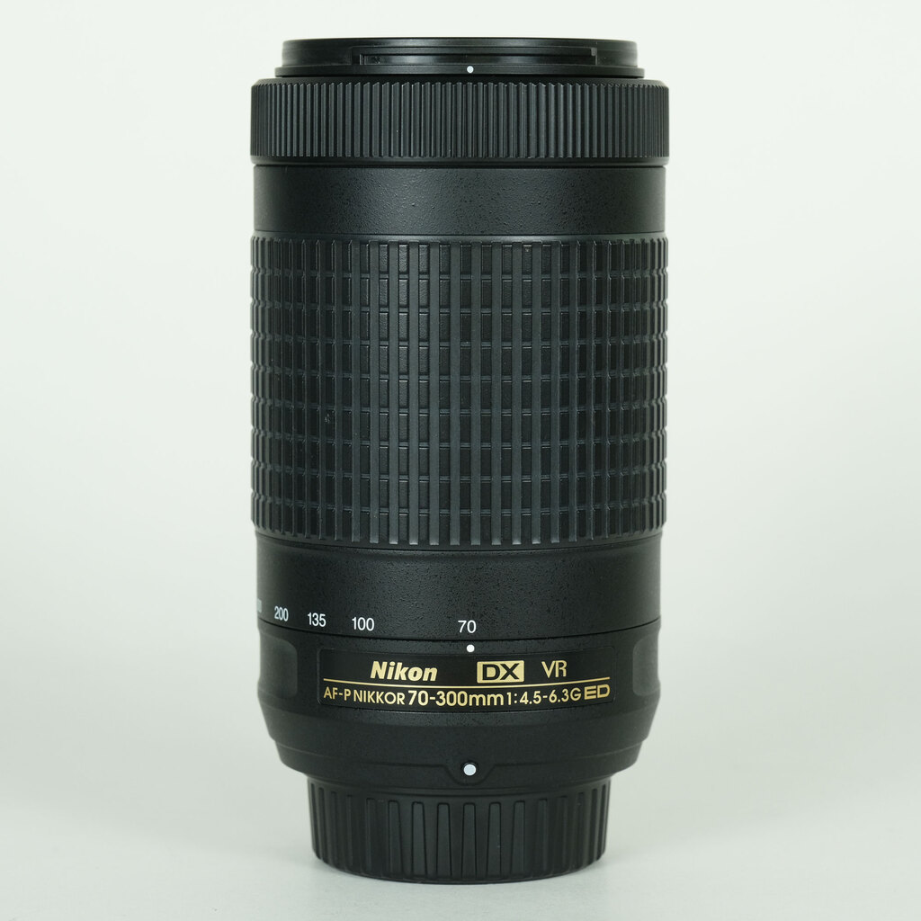 Nikon AF-P DX NIKKOR 70-300mm f/4.5-6.3G ED VR Nikon AF-P DX NIKKOR 70-300mm f/4.5-6.3G ED VR