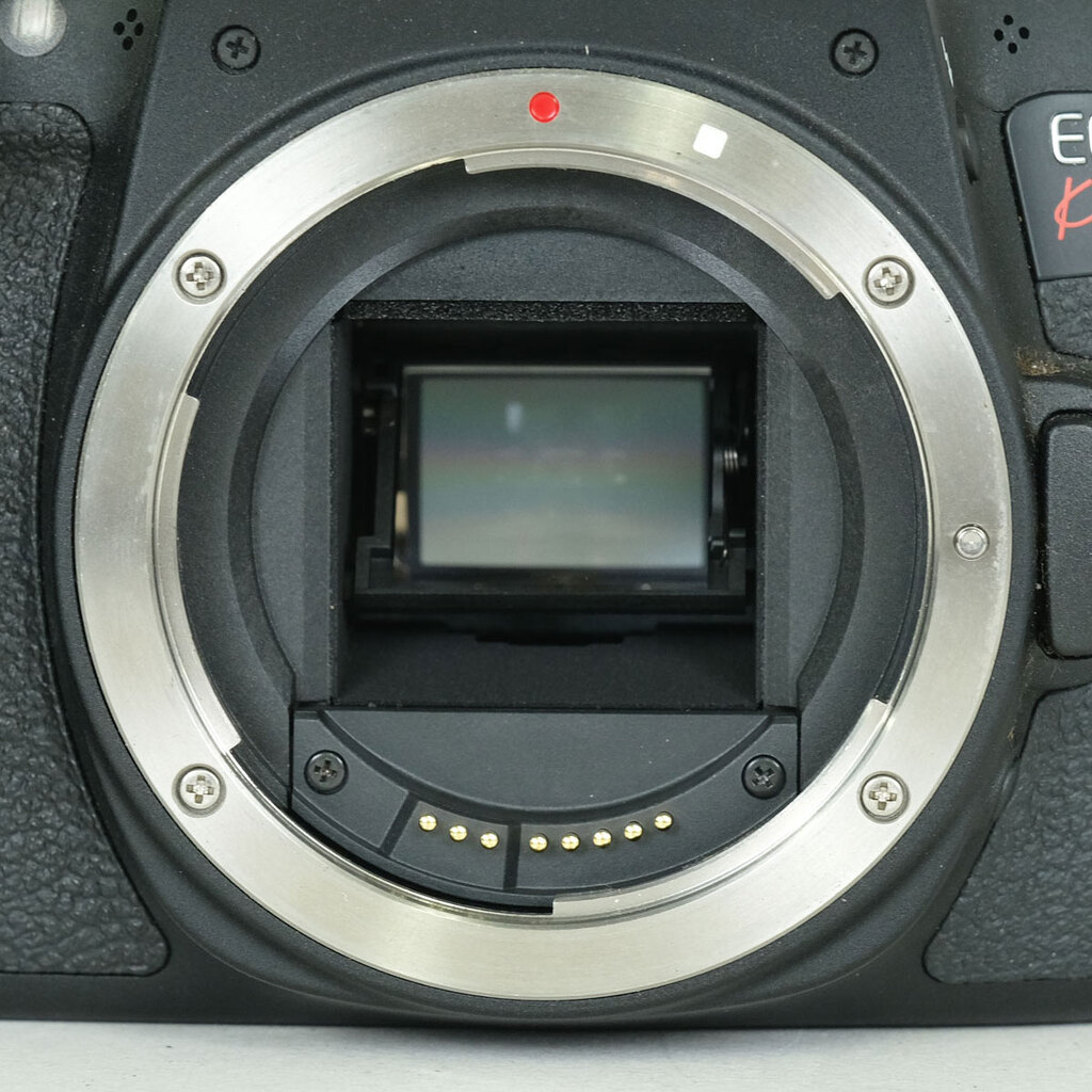 Canon EOS Kiss X8i Canon EOS Kiss X8i