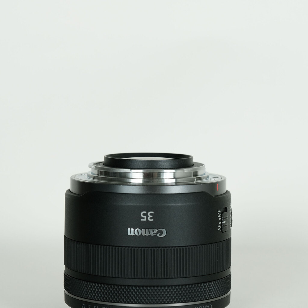 Canon RF35mm F1.8 MACRO IS STM