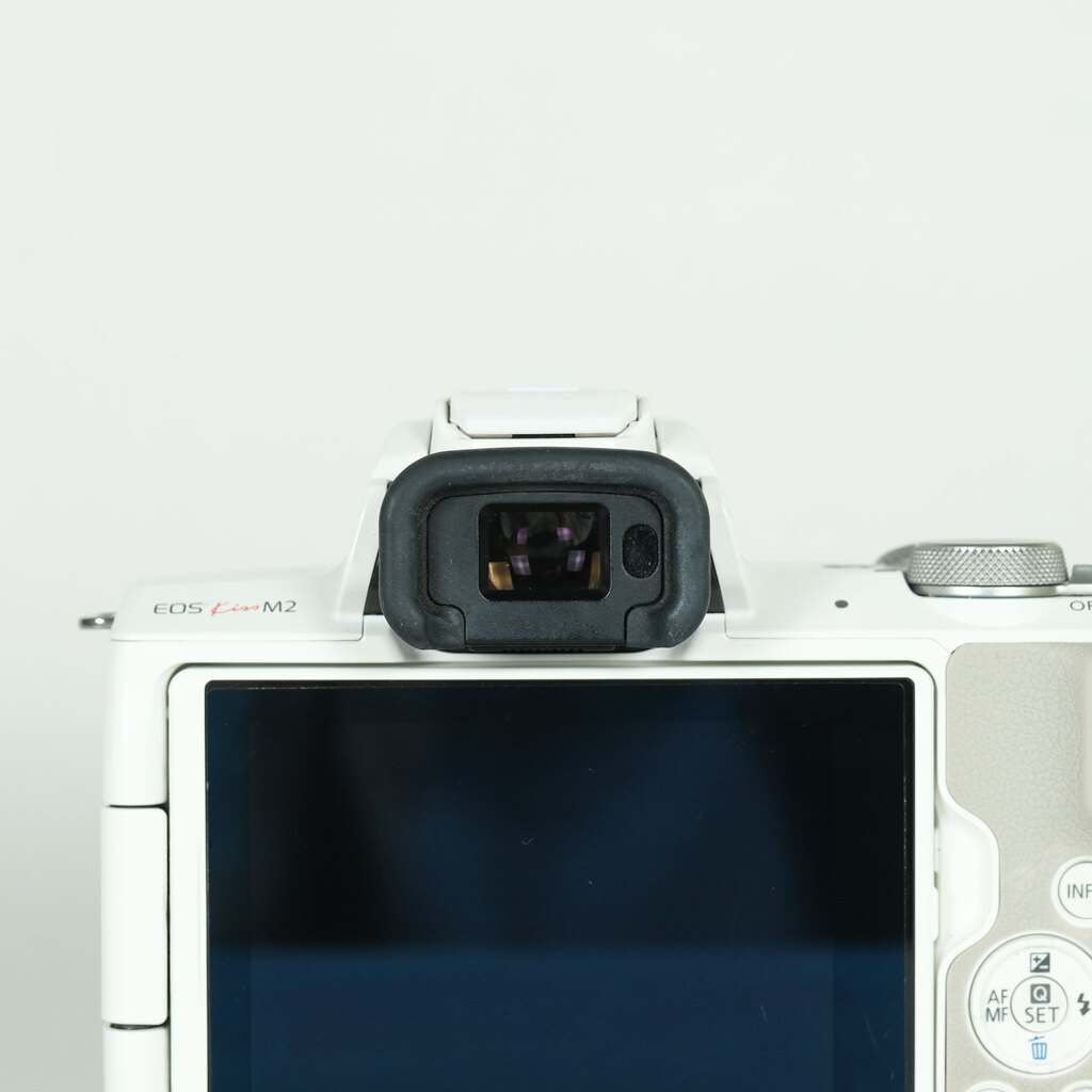 Canon EOS Kiss M2