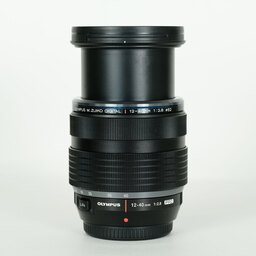 OLYMPUS M.ZUIKO DIGITAL ED 12-40mm F2.8 PRO