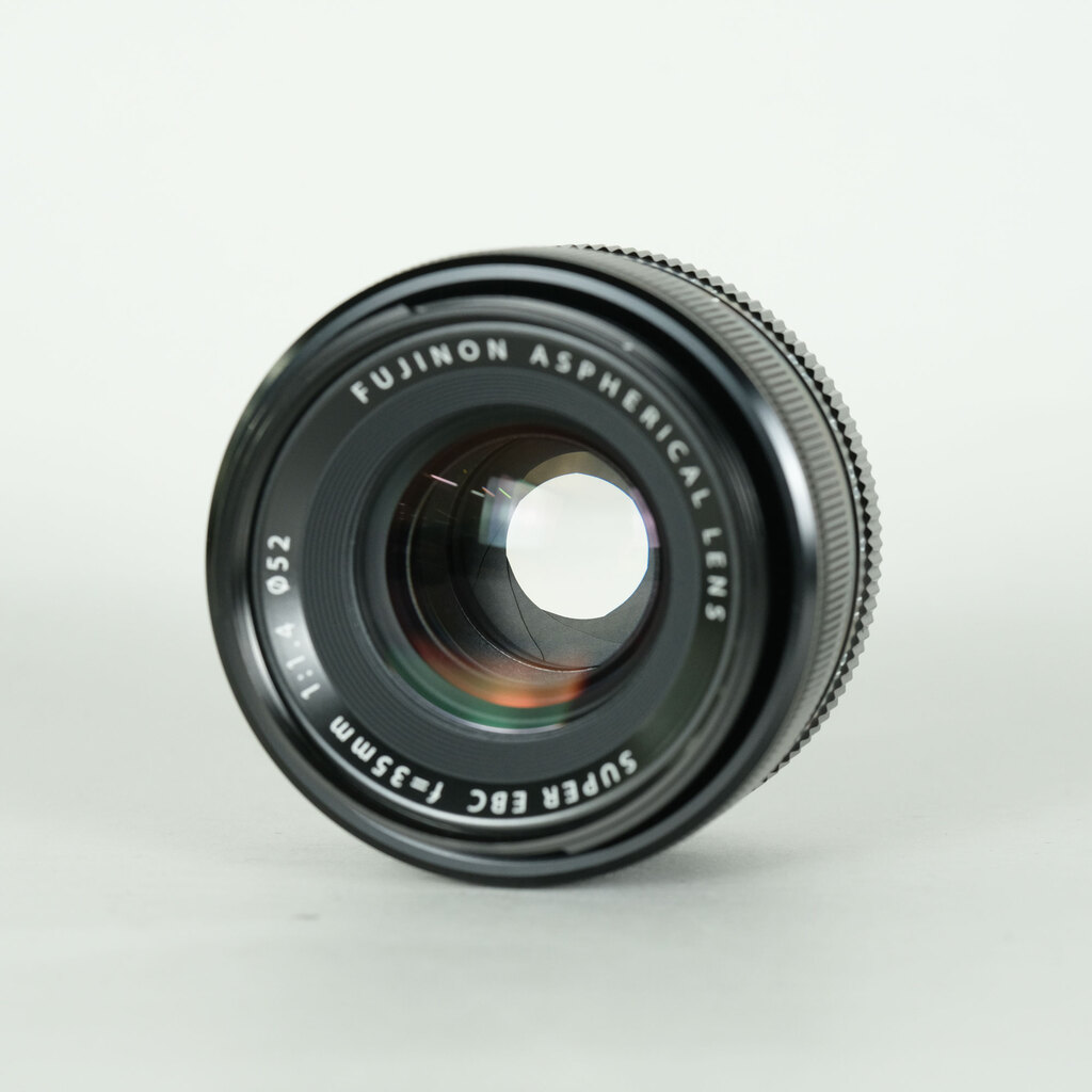 FUJIFILM XF35mmF1.4 Rの出品 | ONE SCENE（ワンシーン）