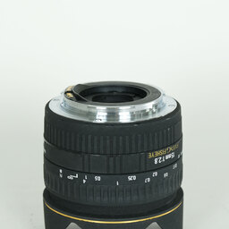 SIGMA 15mm F2.8EX DG DIAGONAL FISHEYE (キヤノンEF用) SIGMA 15mm F2.8EX DG DIAGONAL FISHEYE (キヤノンEF用)