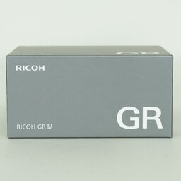 RICOH GR IV