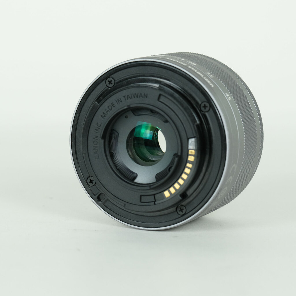 Canon EF-M15-45mm F3.5-6.3 IS STMの出品 | ONE SCENE（ワンシーン）
