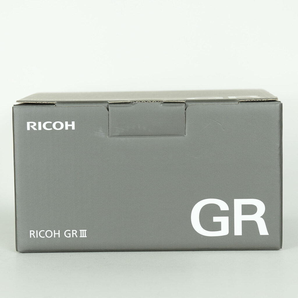 RICOH GR III