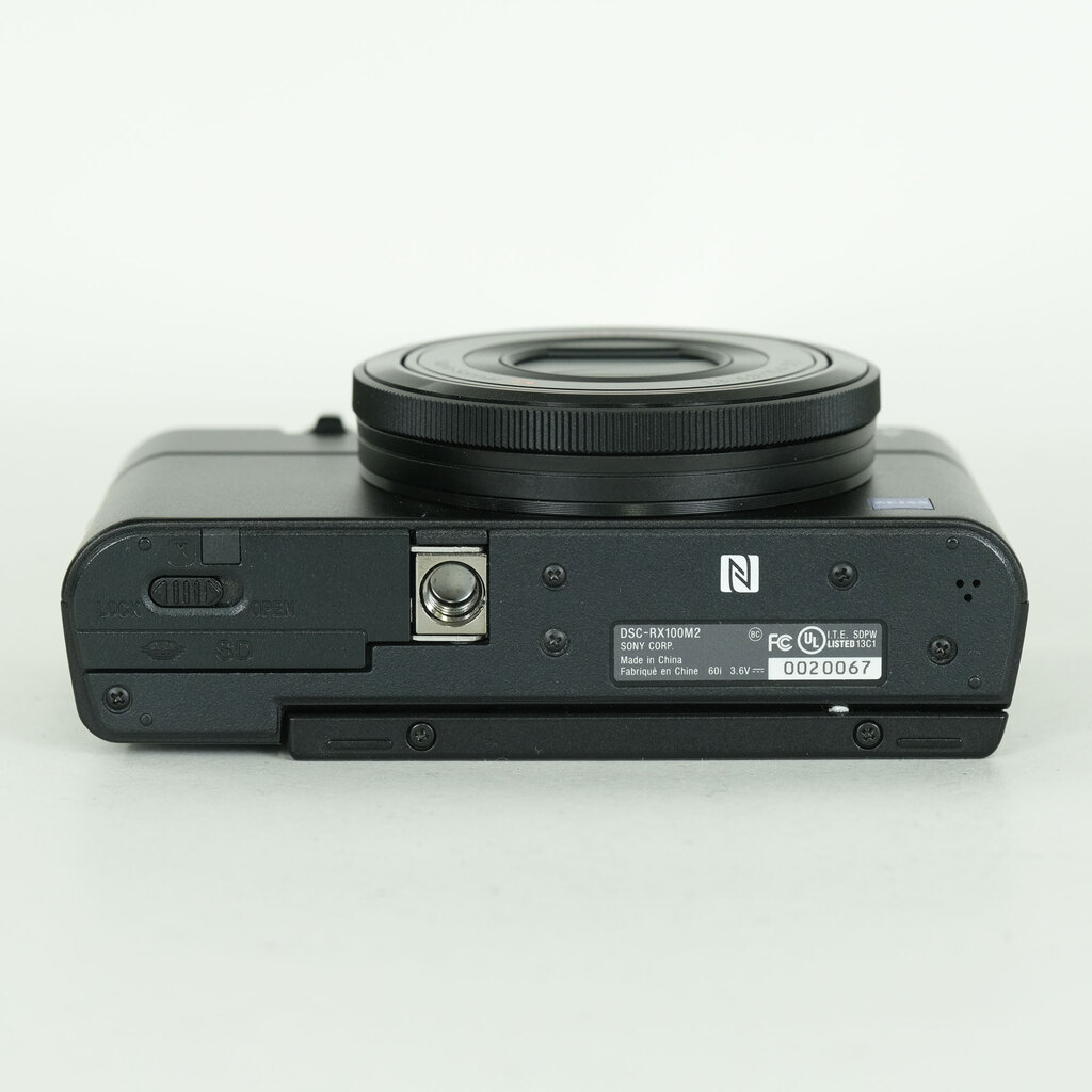 SONY Cyber-shot DSC-RX100M2の出品 | ONE SCENE（ワンシーン）