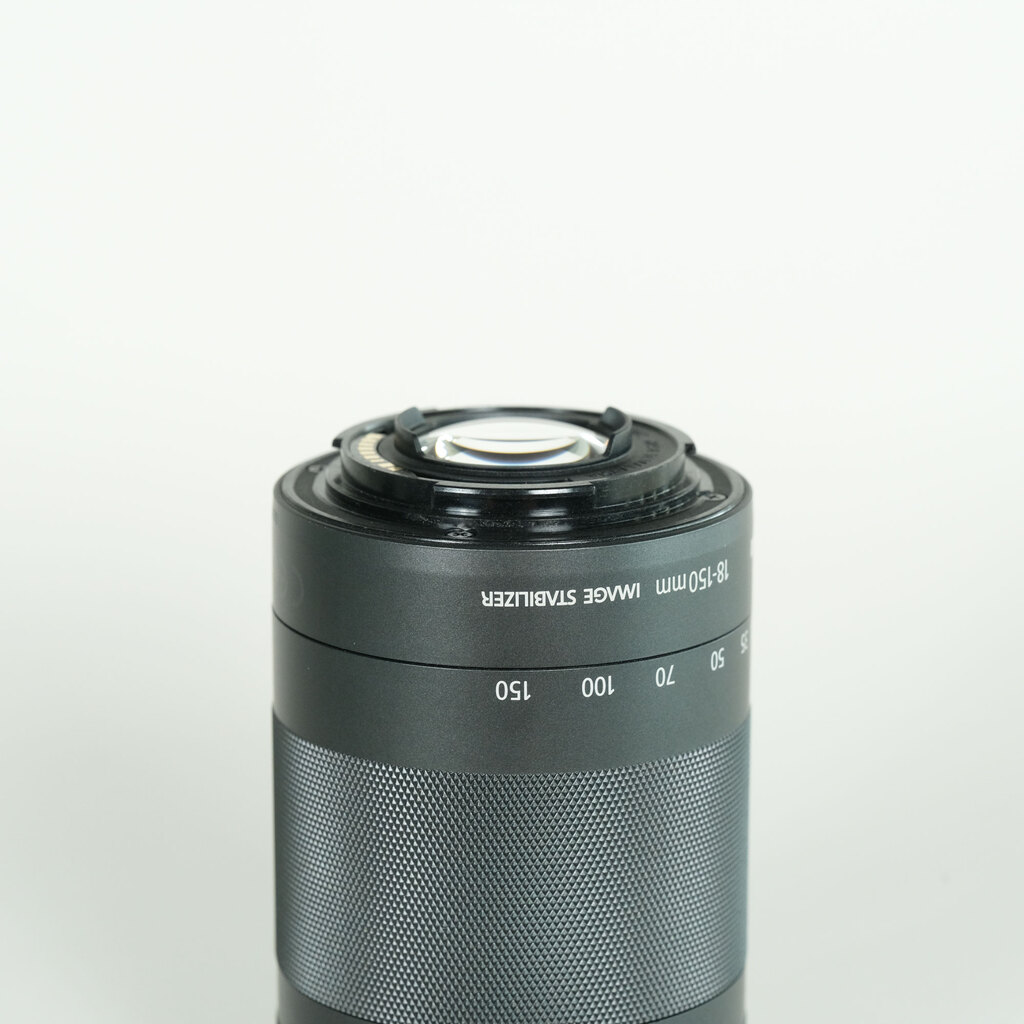 Canon EF-M18-150mm F3.5-6.3 IS STM Canon EF-M18-150mm F3.5-6.3 IS STM