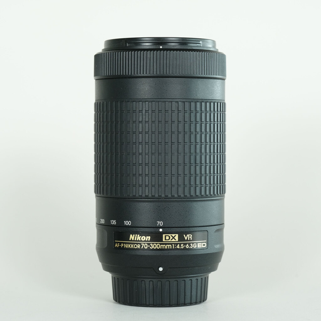 Nikon AF-P DX NIKKOR 70-300mm f/4.5-6.3G ED VR Nikon AF-P DX NIKKOR 70-300mm f/4.5-6.3G ED VR