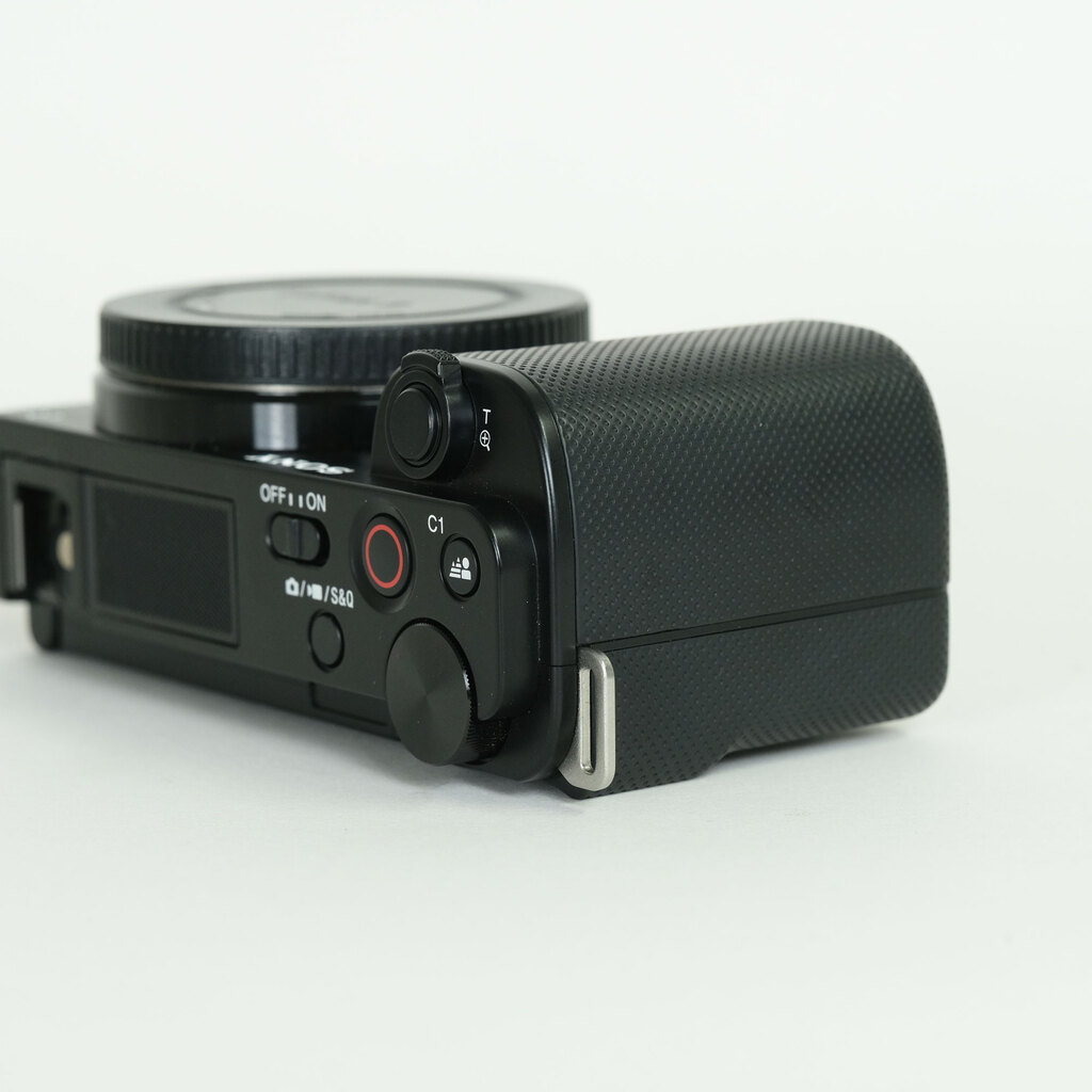 SONY VLOGCAM ZV-E10