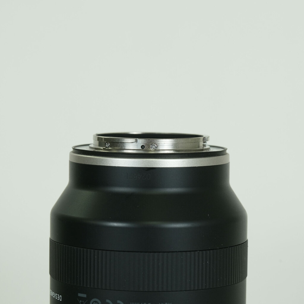 TAMRON 70-300mm F/4.5-6.3 Di III RXD (Model A047) [ソニーE用]