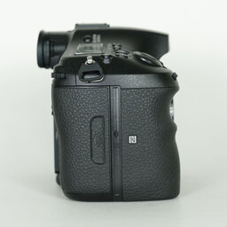 SONY α99II（ILCA-99M2）