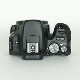 Canon EOS Kiss X9