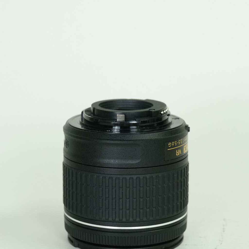 Nikon AF-P DX NIKKOR 18-55mm F3.5-5.6G VR