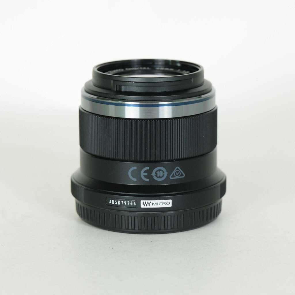 OLYMPUS M.ZUIKO DIGITAL 45mm F1.8