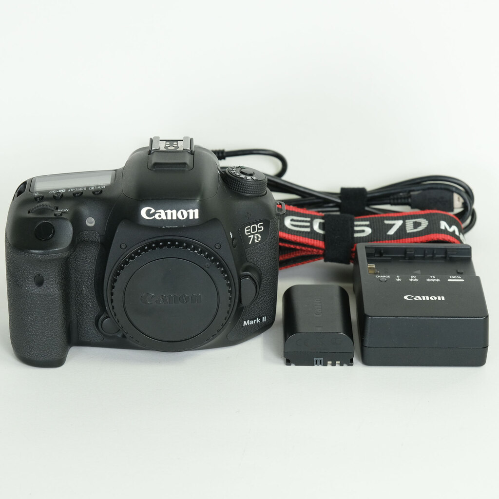 Canon EOS 7D Mark II