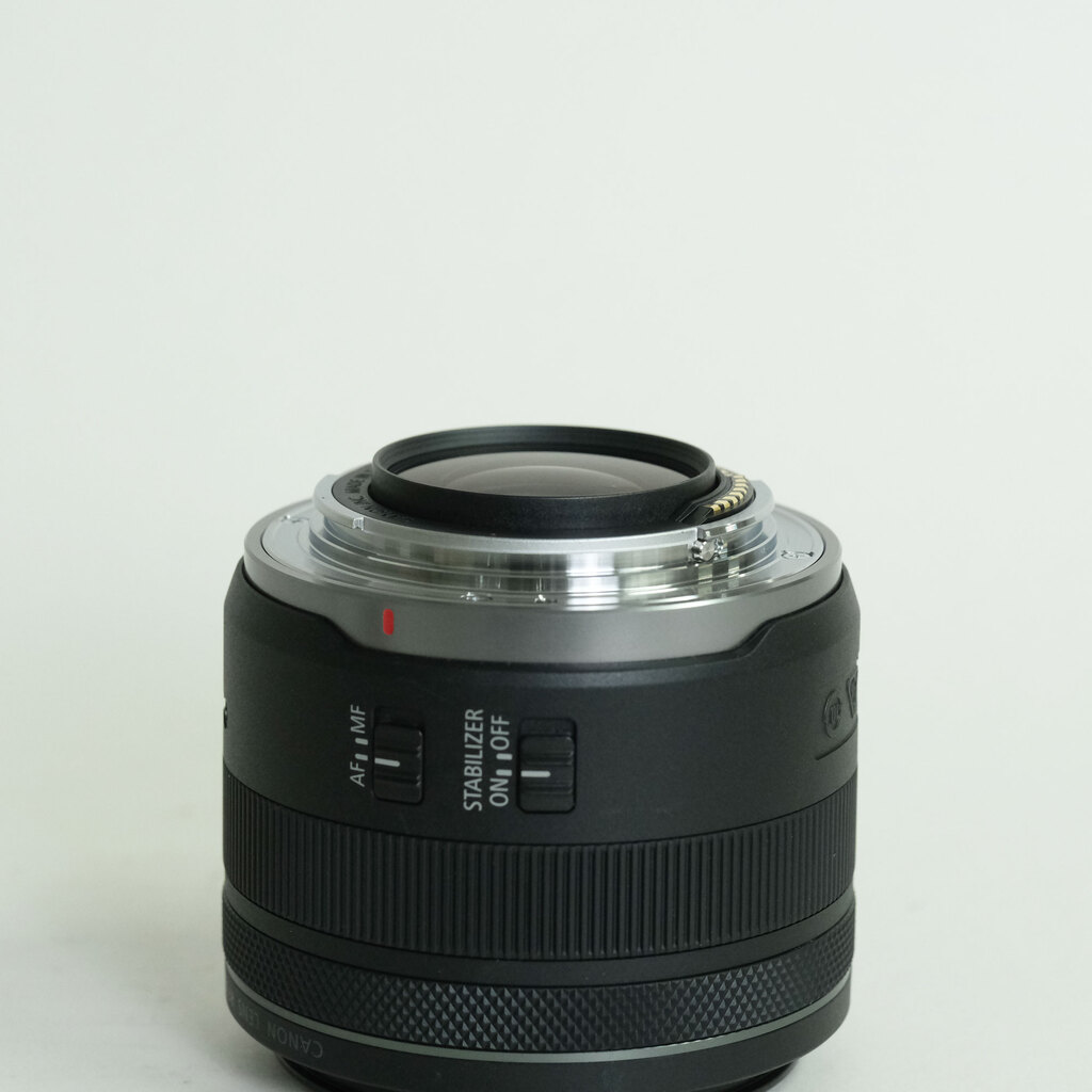 Canon RF35mm F1.8 MACRO IS STM