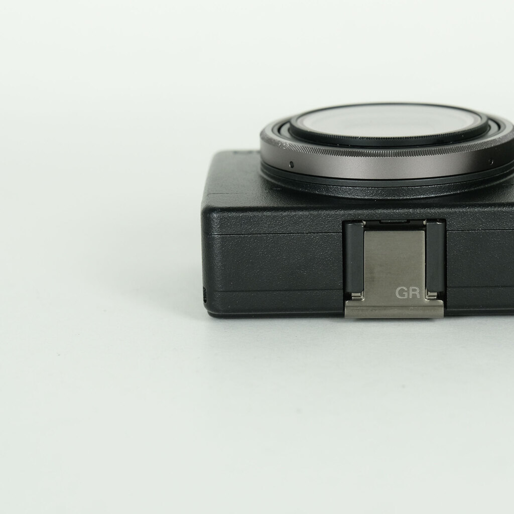 RICOH GR IIIx RICOH GR IIIx
