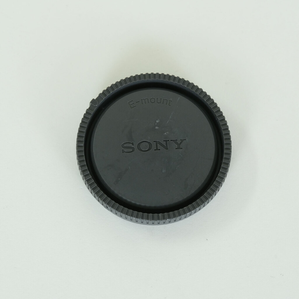 SONY E 11mm F1.8 SEL11F18