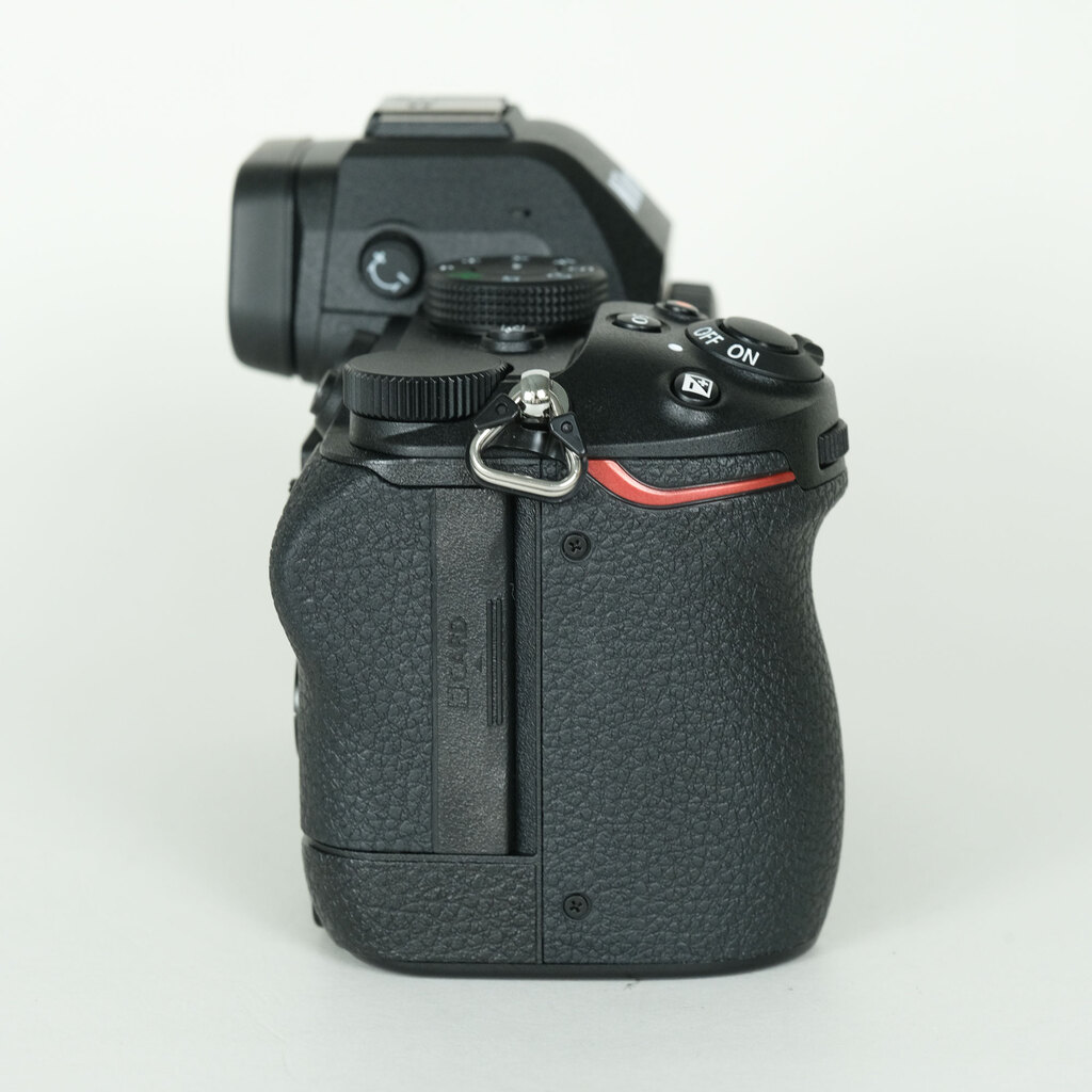 Nikon Z5II [�{�f�B]