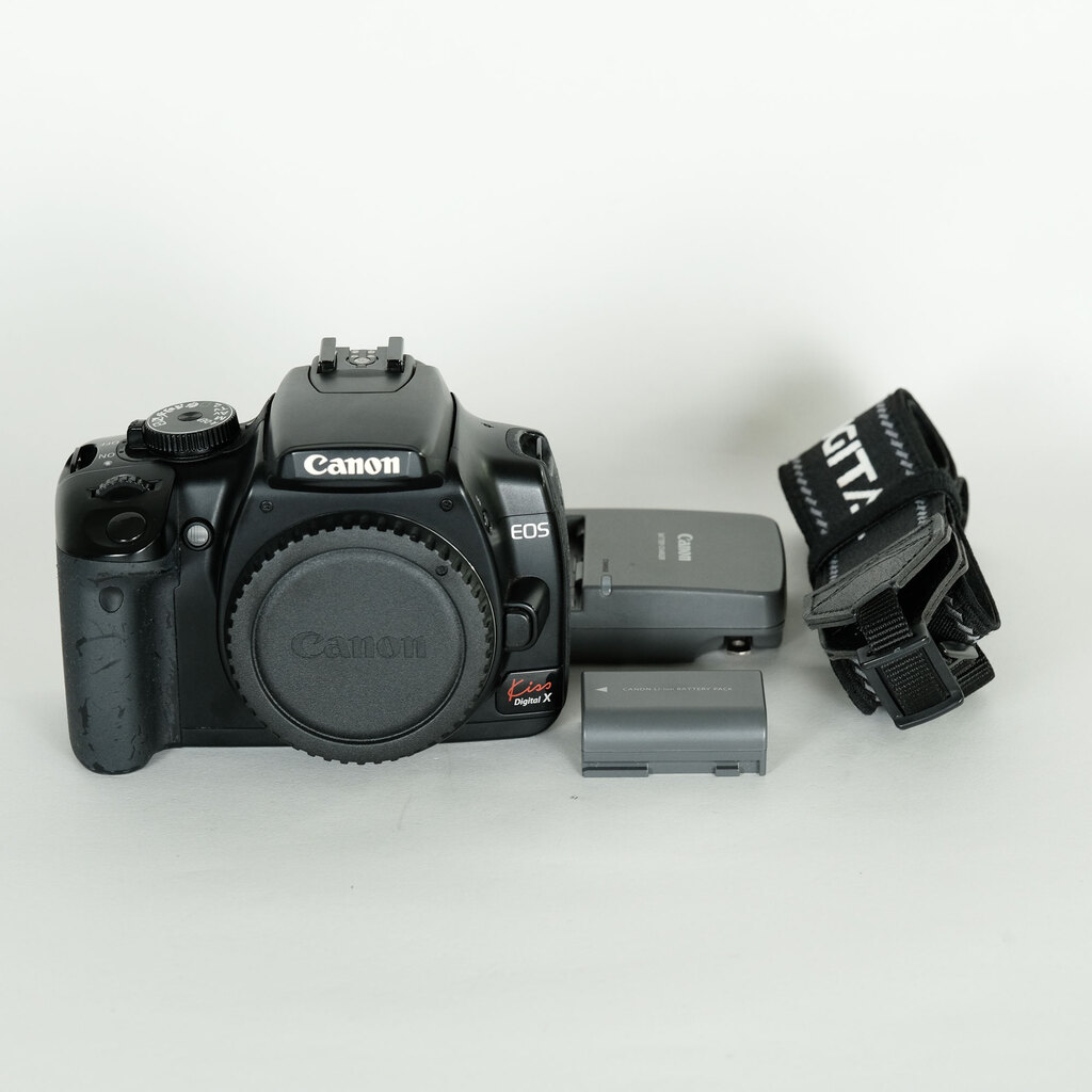 Canon EOS Kiss Digital X ボディ ブラック