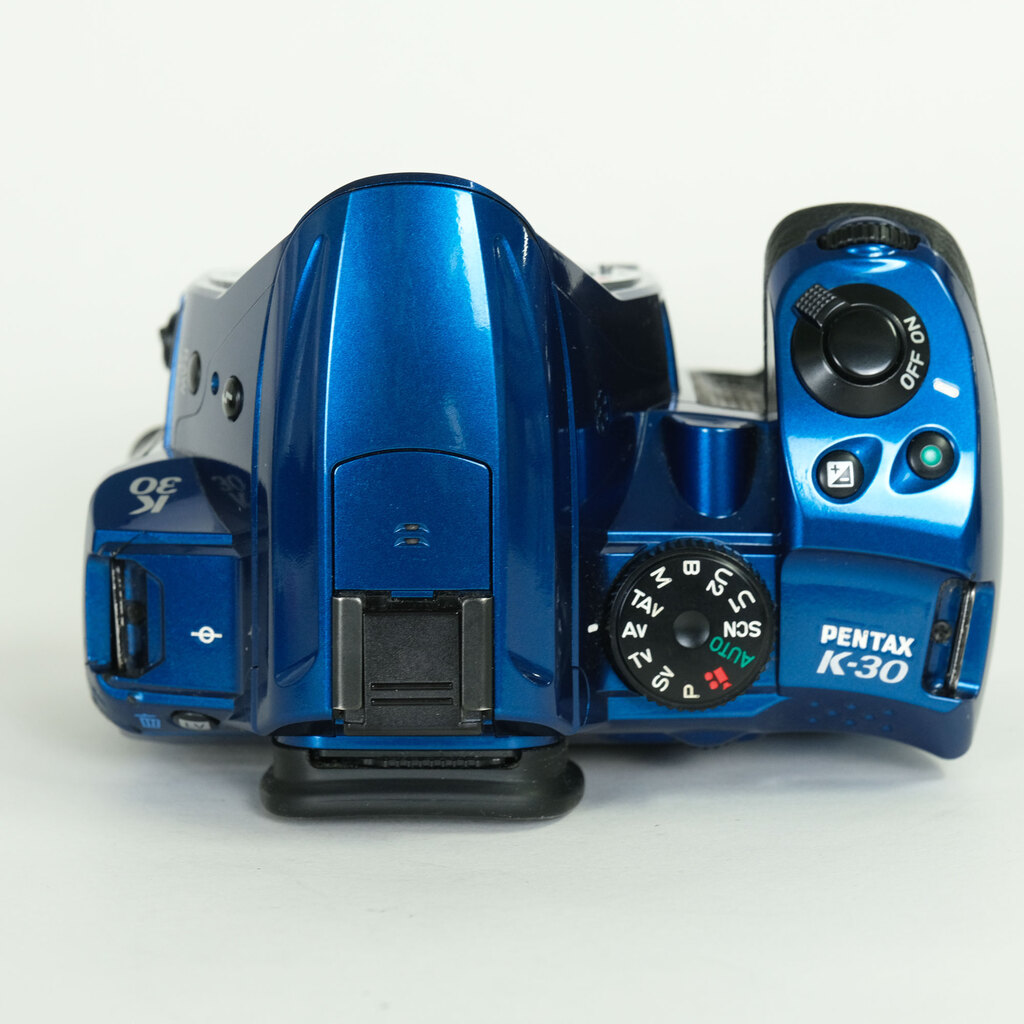 PENTAX K-30 ボディ クリスタルブルー