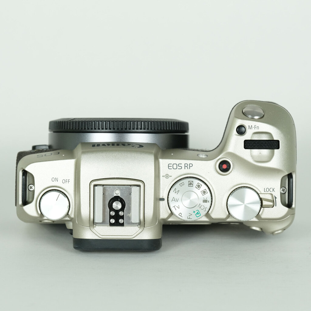 Canon EOS RP ボディ ゴールドの出品 | ONE SCENE（ワンシーン）