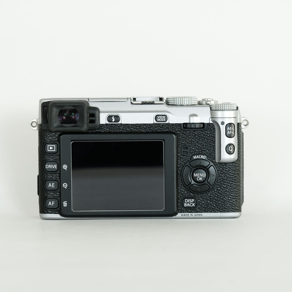 FUJIFILM X-E1 シルバー