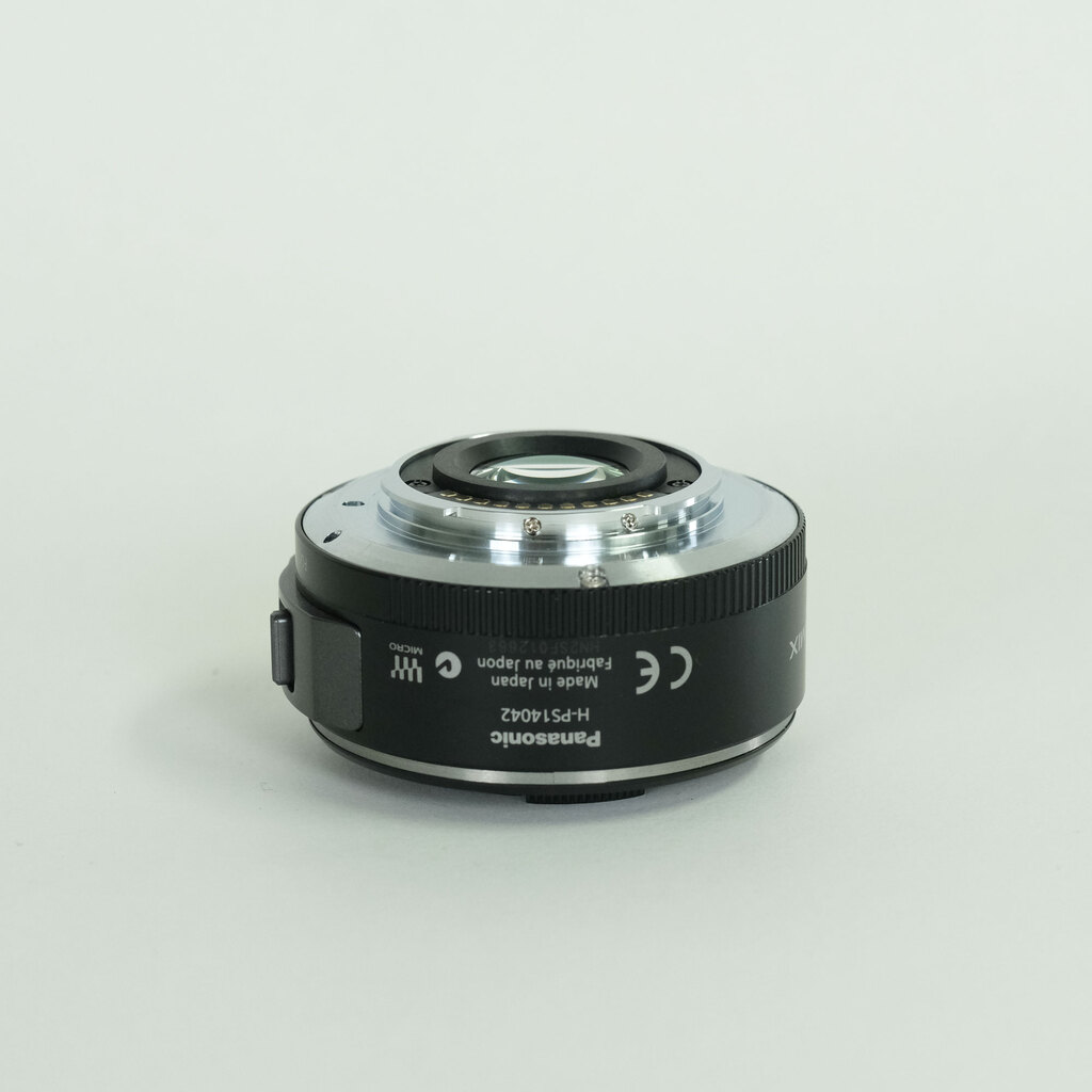 Panasonic LUMIX G X VARIO PZ 14-42mm / F3.5-5.6 ASPH. / POWER O.I.S.