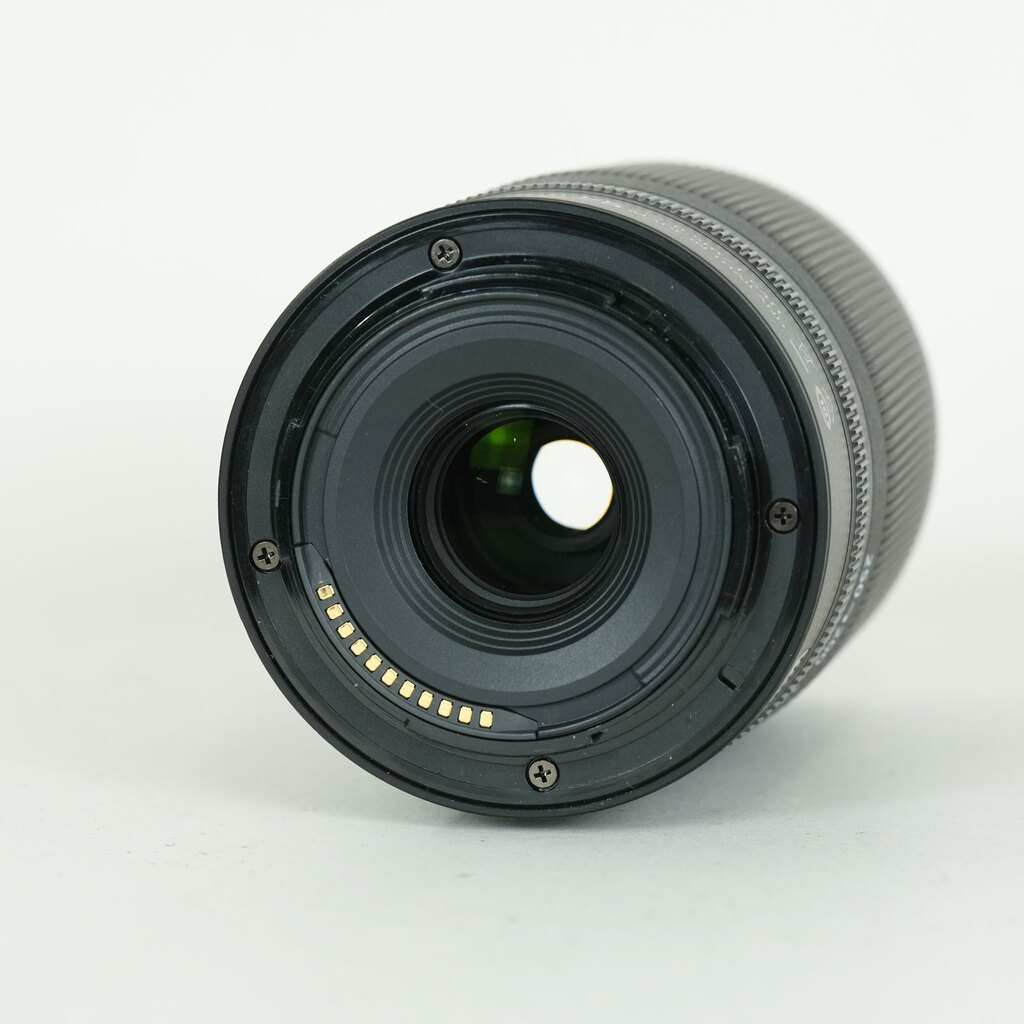 Nikon NIKKOR Z DX 50-250mm f/4.5-6.3 VR Nikon NIKKOR Z DX 50-250mm f/4.5-6.3 VR