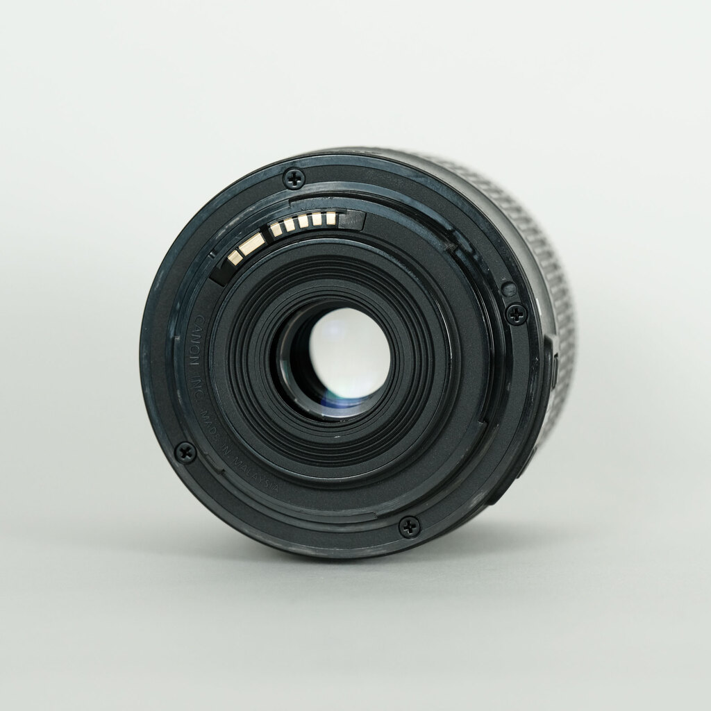 Canon EF-S18-55mm F4-5.6 IS STM