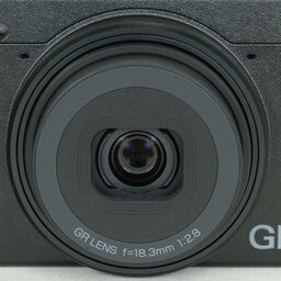RICOH GR IV