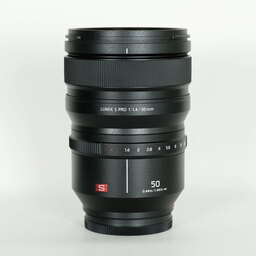 Panasonic LUMIX S PRO 50mm F1.4