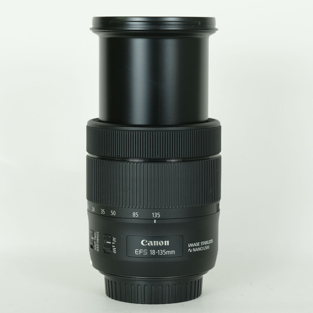 Canon EF-S18-135mm F3.5-5.6 IS USM