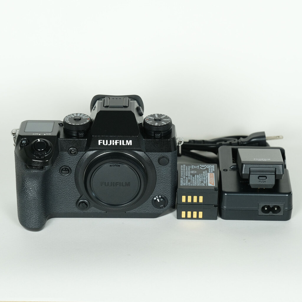 FUJIFILM X-H1