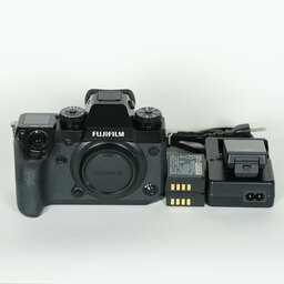 FUJIFILM X-H1