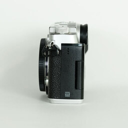 OLYMPUS PEN-F