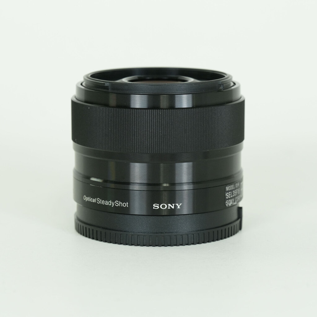 SONY E 35mm F1.8 OSS SEL35F18