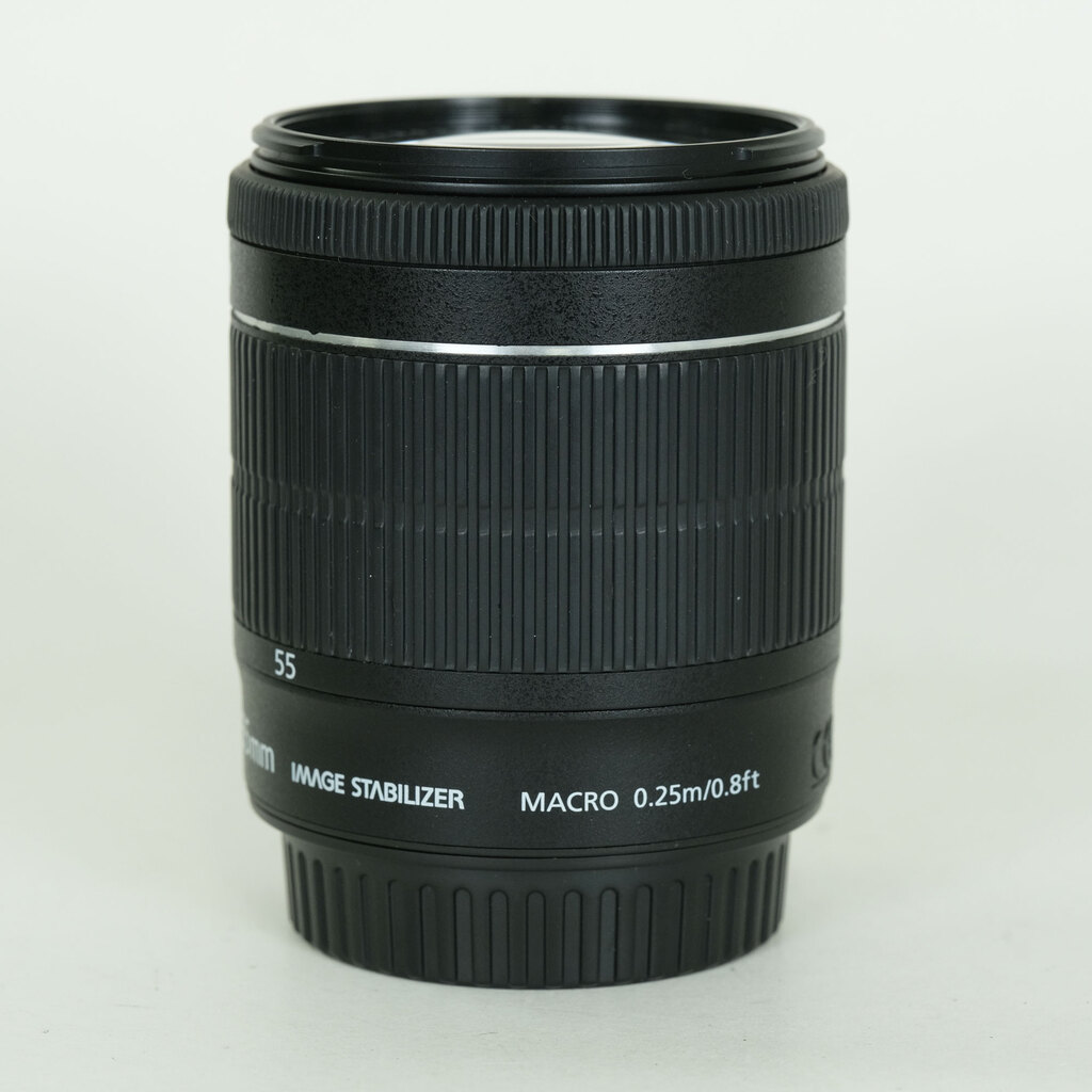 Canon EF-S18-55mm F4-5.6 IS STM