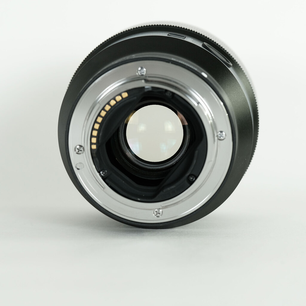 SONY FE 85mm F1.8 SEL85F18