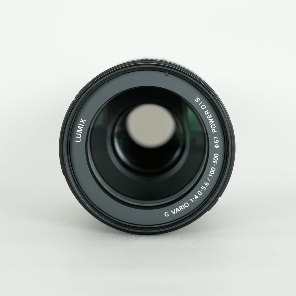 Panasonic LUMIX G VARIO 100-300mm / F4.0-5.6 II / POWER O.I.S.
