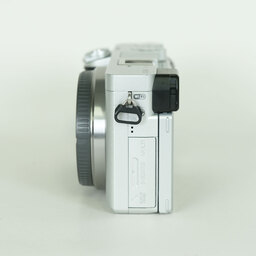 SONY α6400（ILCE-6400）