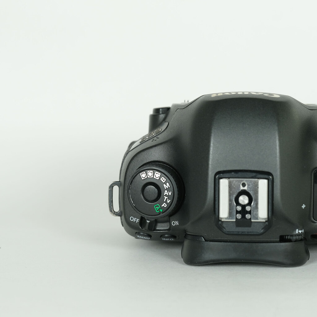 Canon EOS 5Ds / 5DsR