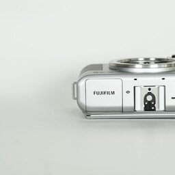 FUJIFILM X-A5