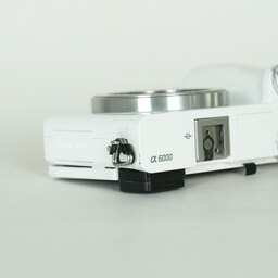 SONY α6000（ILCE-6000）